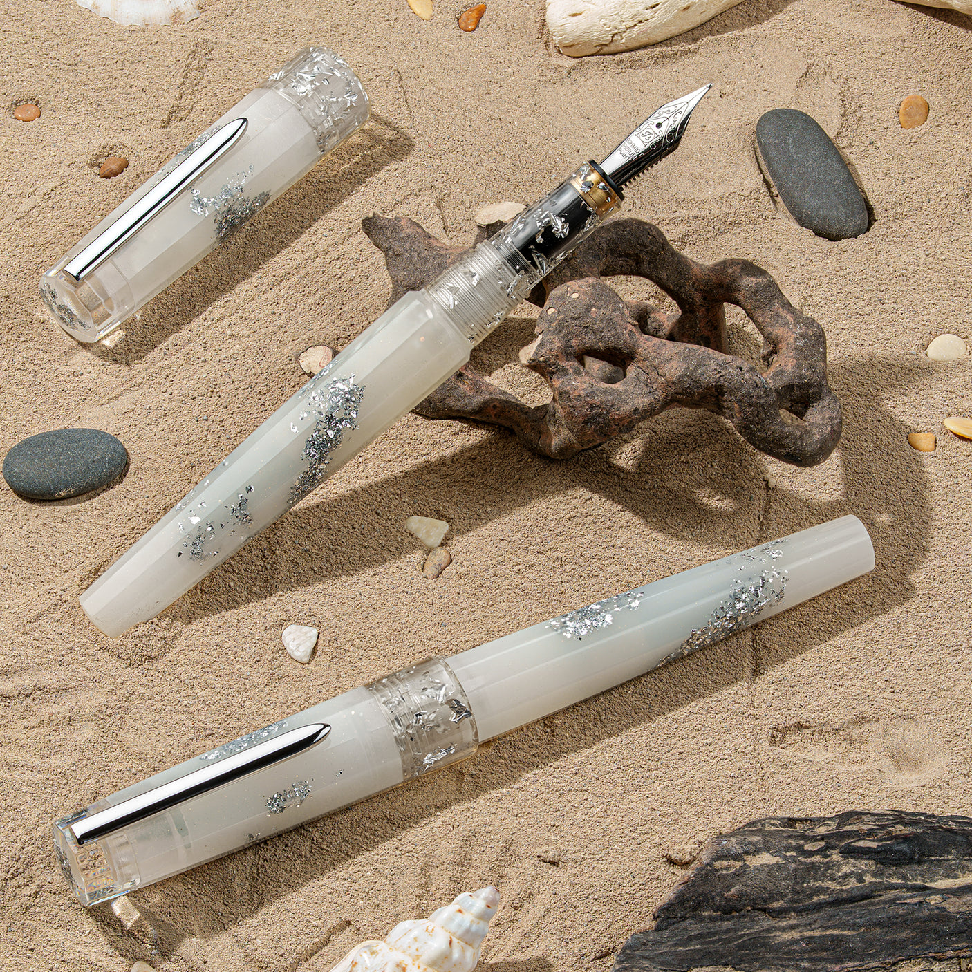 Benu Euphoria Fountain Pen White Beach
