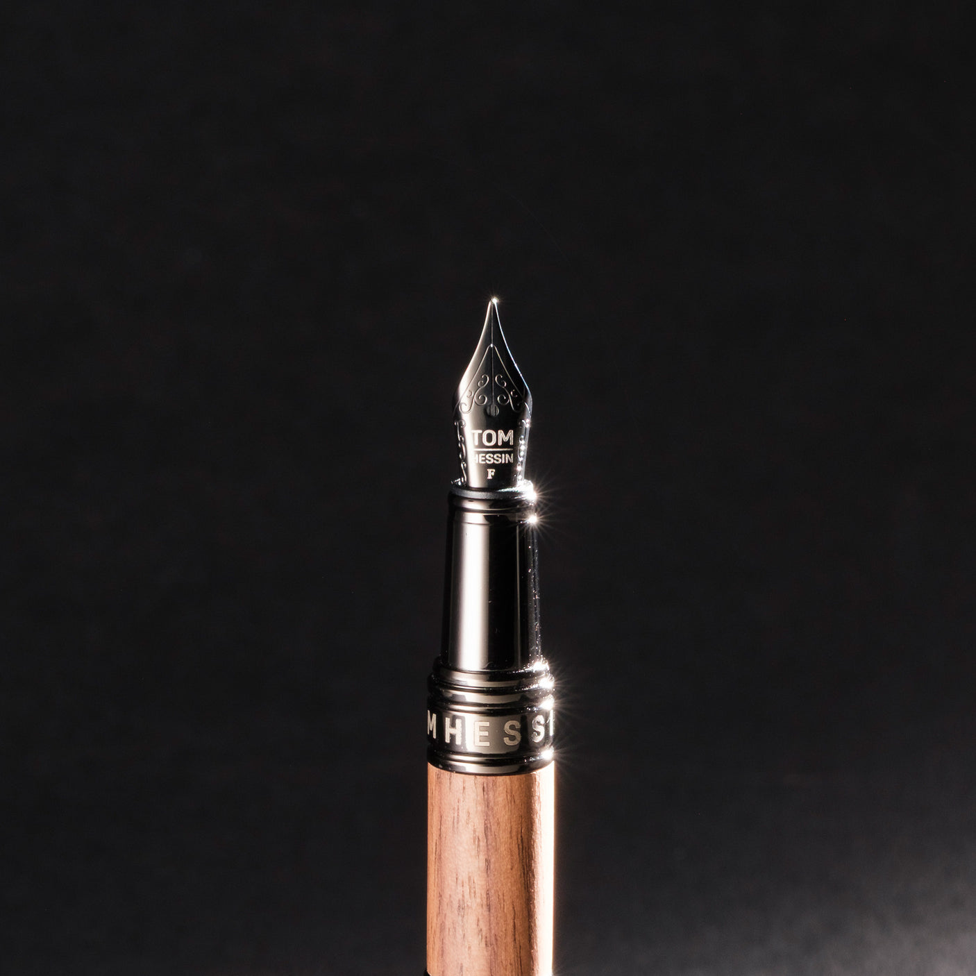 Tom Hessin Revolution Fountain Pen Rustic Wood Barrel with Gunmetal Trim