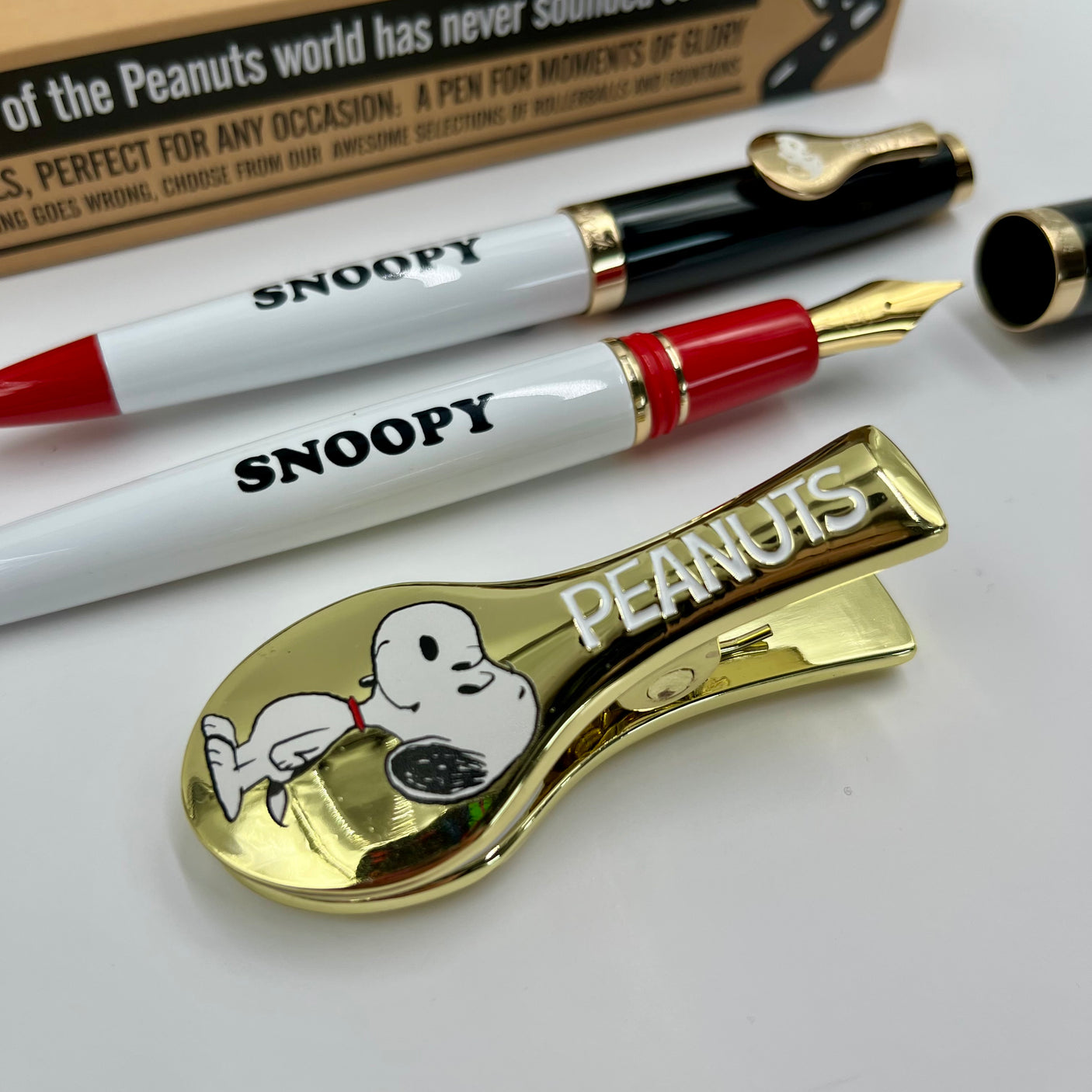 Esterbrook x Peanuts Vintage Character Edition Paper Clip Snoopy