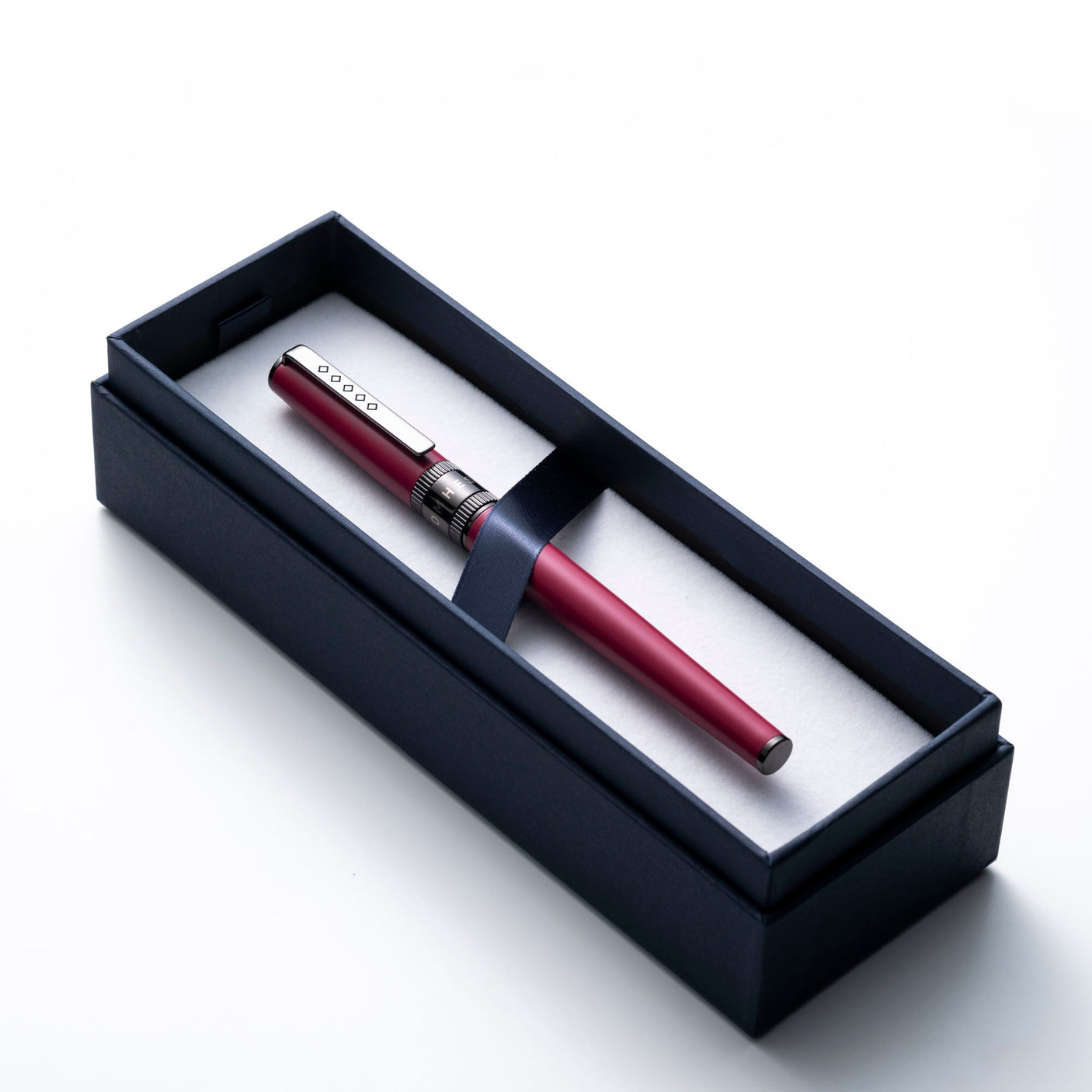 Tom Hessin Rebel Fountain Pen Jewellers Rouge