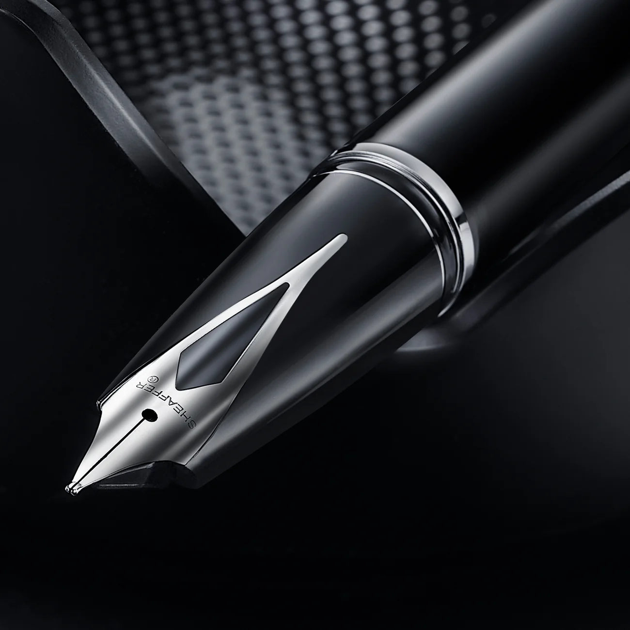 Sheaffer Legacy Fountain Pen Black with Chrome Trim and Leather Case Medium