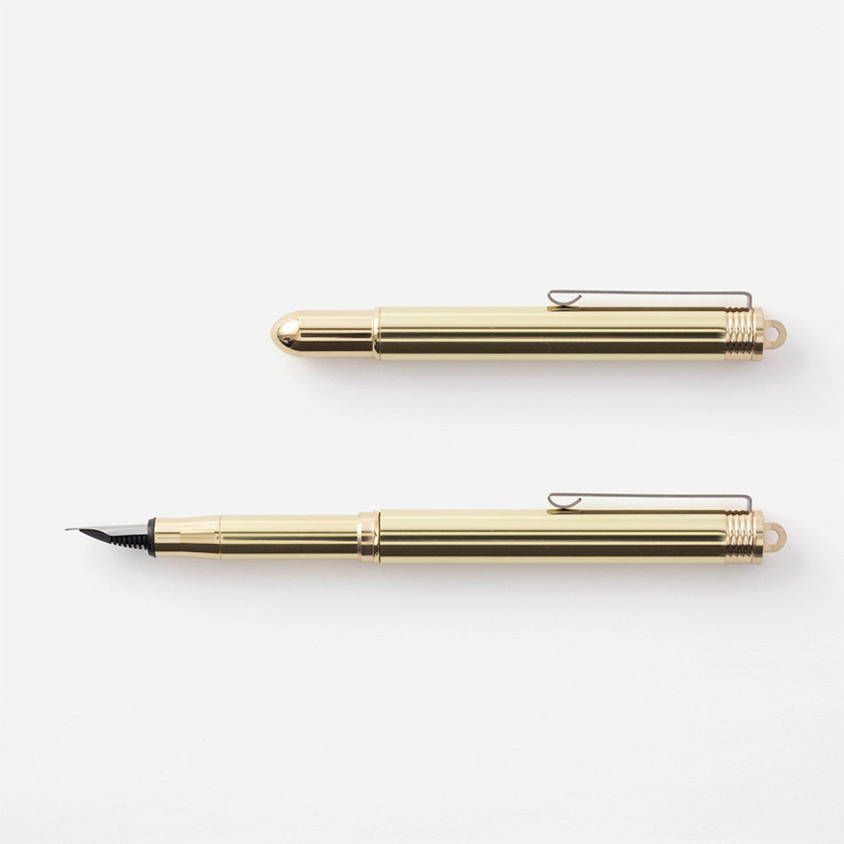 TRAVELER'S COMPANY BRASS Fountain Pen by TRAVELER'S COMPANY at Cult Pens