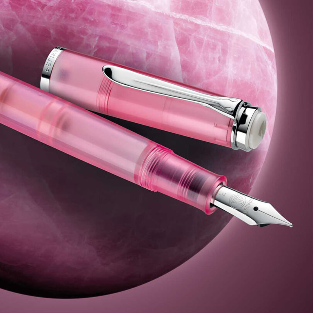 Pelikan Classic M205 Fountain Pen Rose Quartz