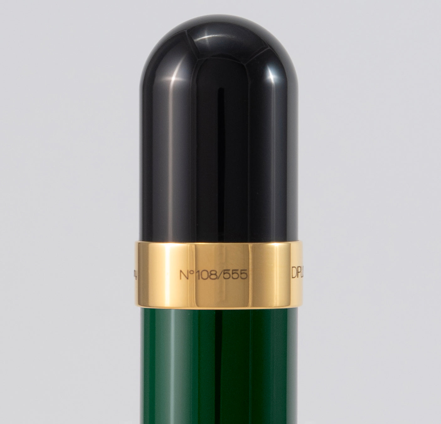 Diplomat XO Fountain Pen Racing Green Lacquered