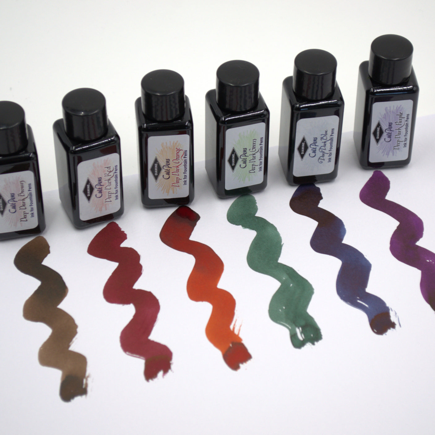 Cult Pens Deep Dark Fountain Pen Ink by Diamine 30ml