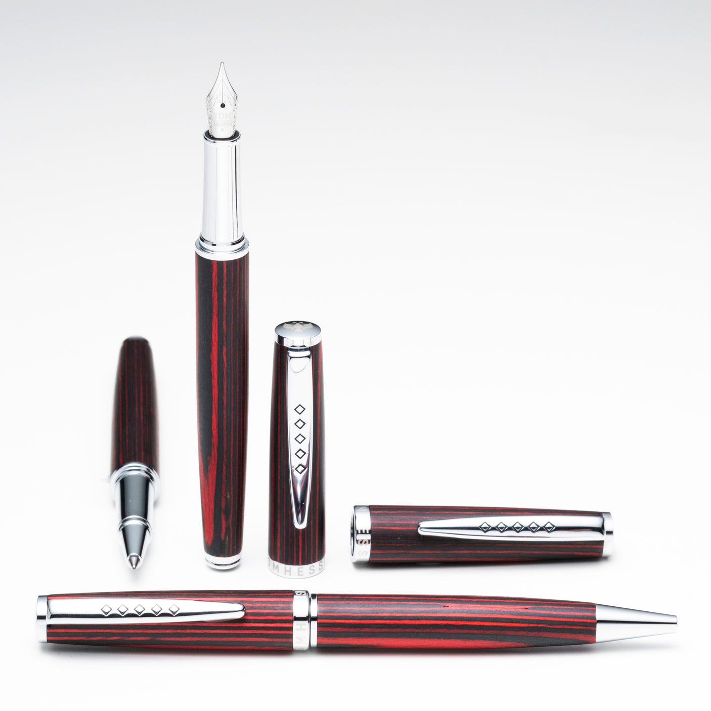 Tom Hessin Edinburgh Wooden Barrel Fountain Pen Forth Bridge Red