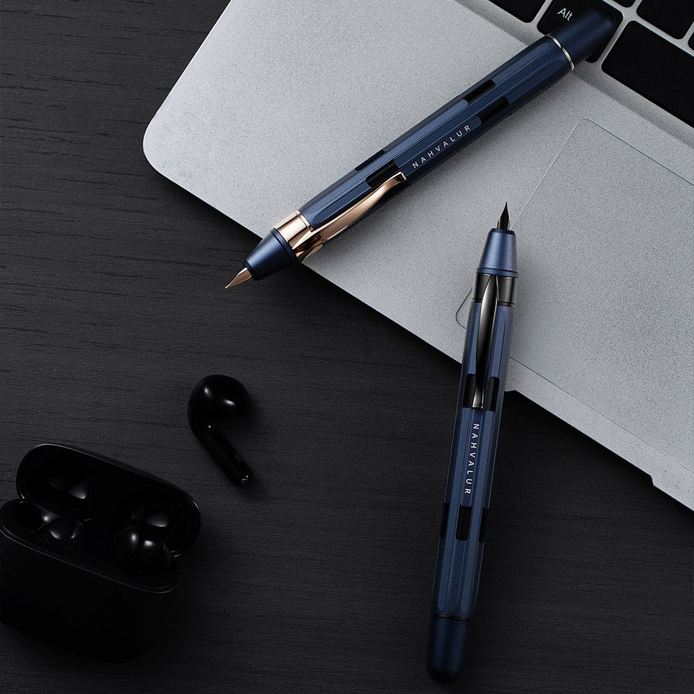 Nahvalur Eclipse Retractable Fountain Pen Cobalt Gold
