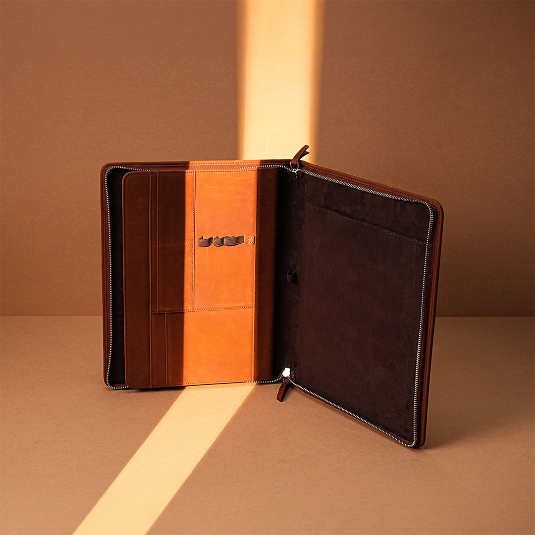 Endless Folio A4 with Storyboard Spiral Notebook Brown