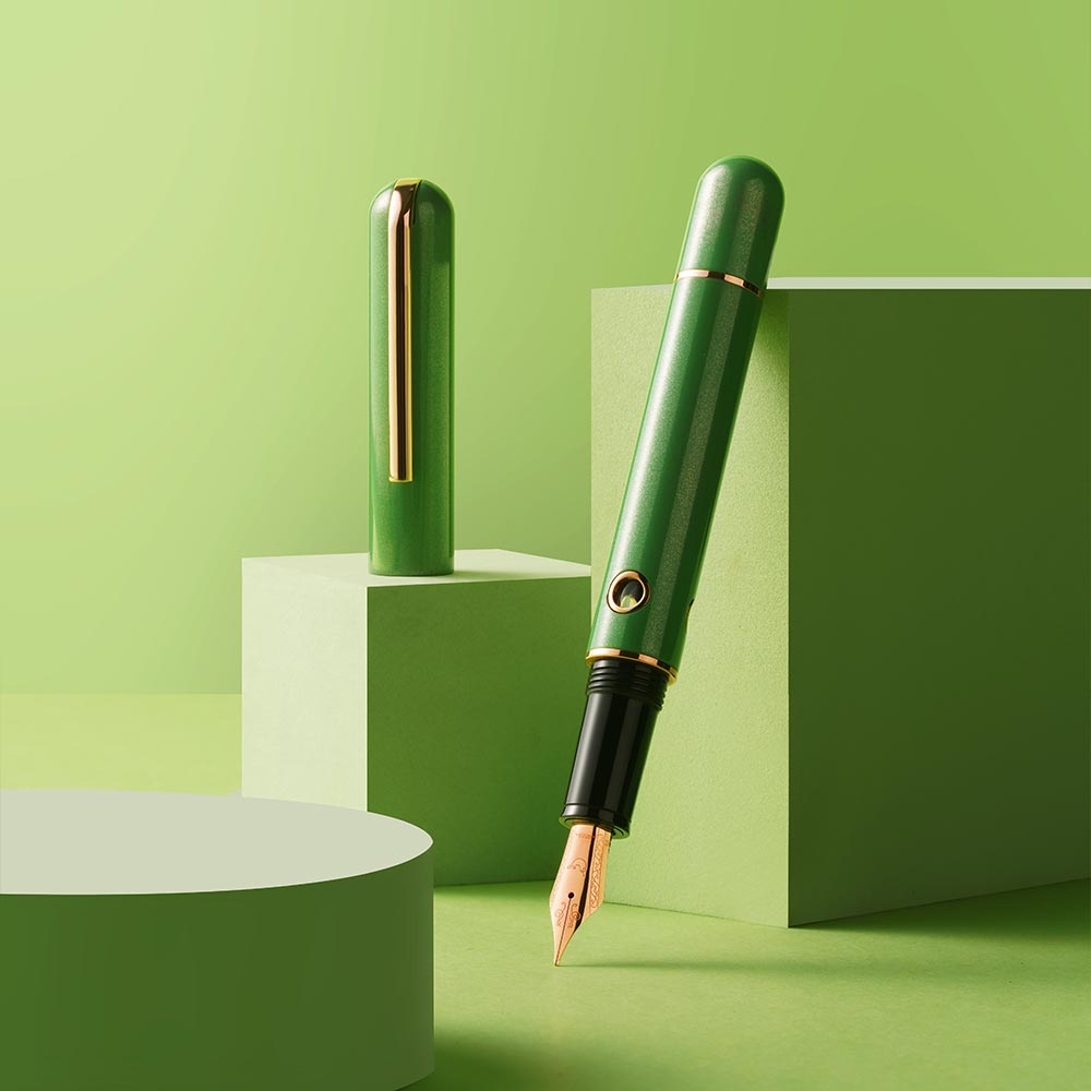 Nahvalur 365 Anniversary Roiro Urushi Lacquer Piston Filling Fountain Pen Jade