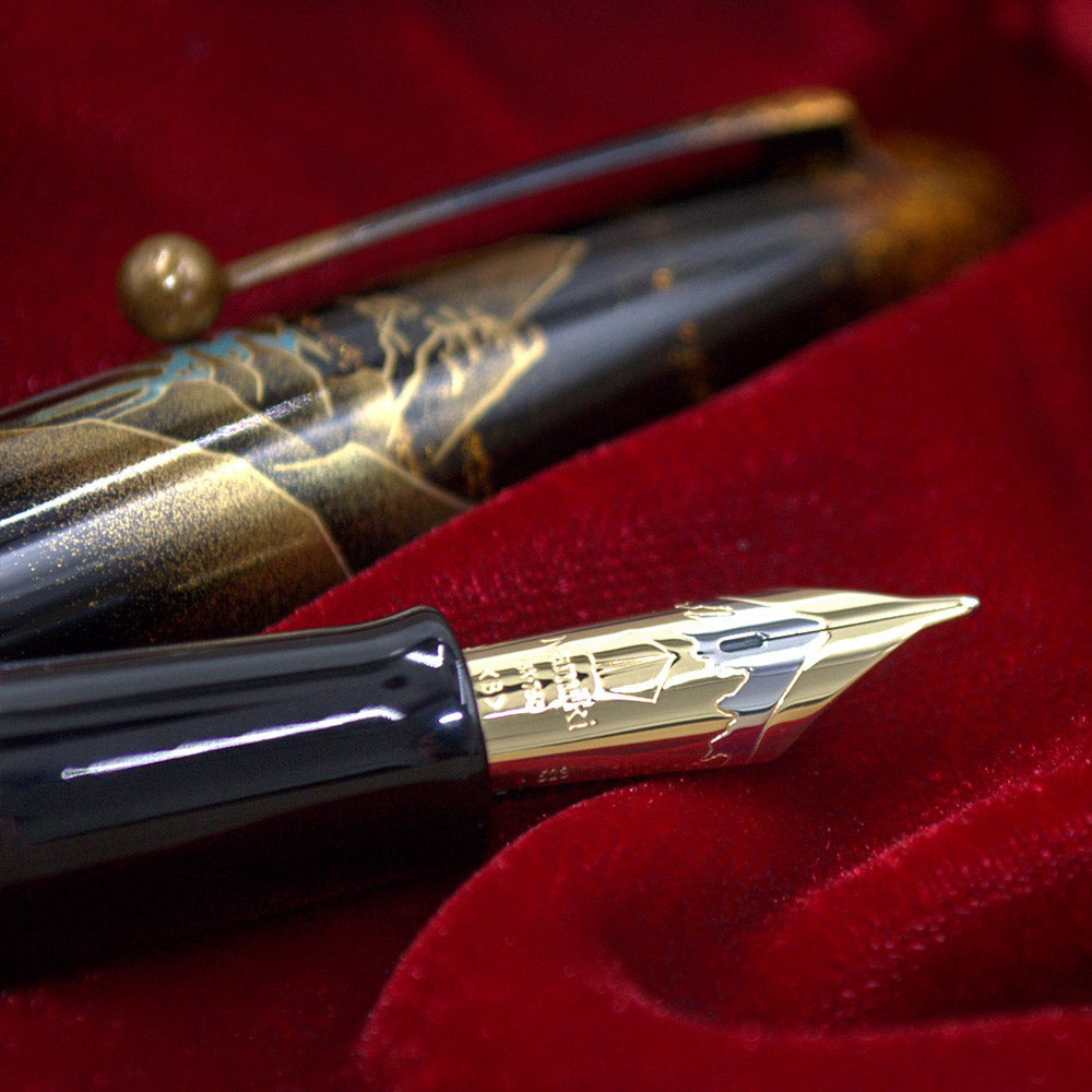 Namiki Yukari Royale Fountain Pen Night Scene of Pavilion Broad