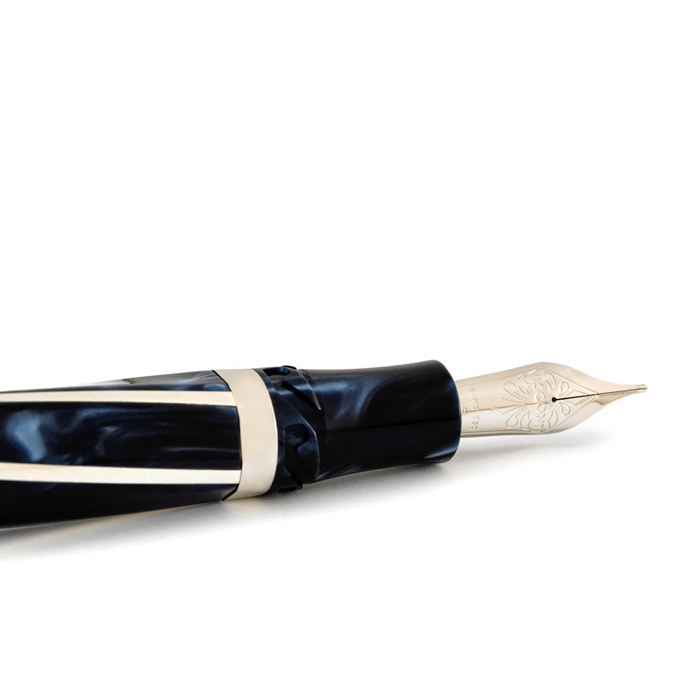 Visconti Divina Elegance Fountain Pen Imperial Blue