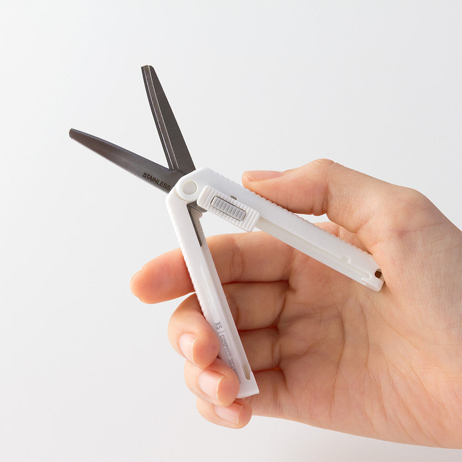 Midori XS Compact Scissors by Midori at Cult Pens